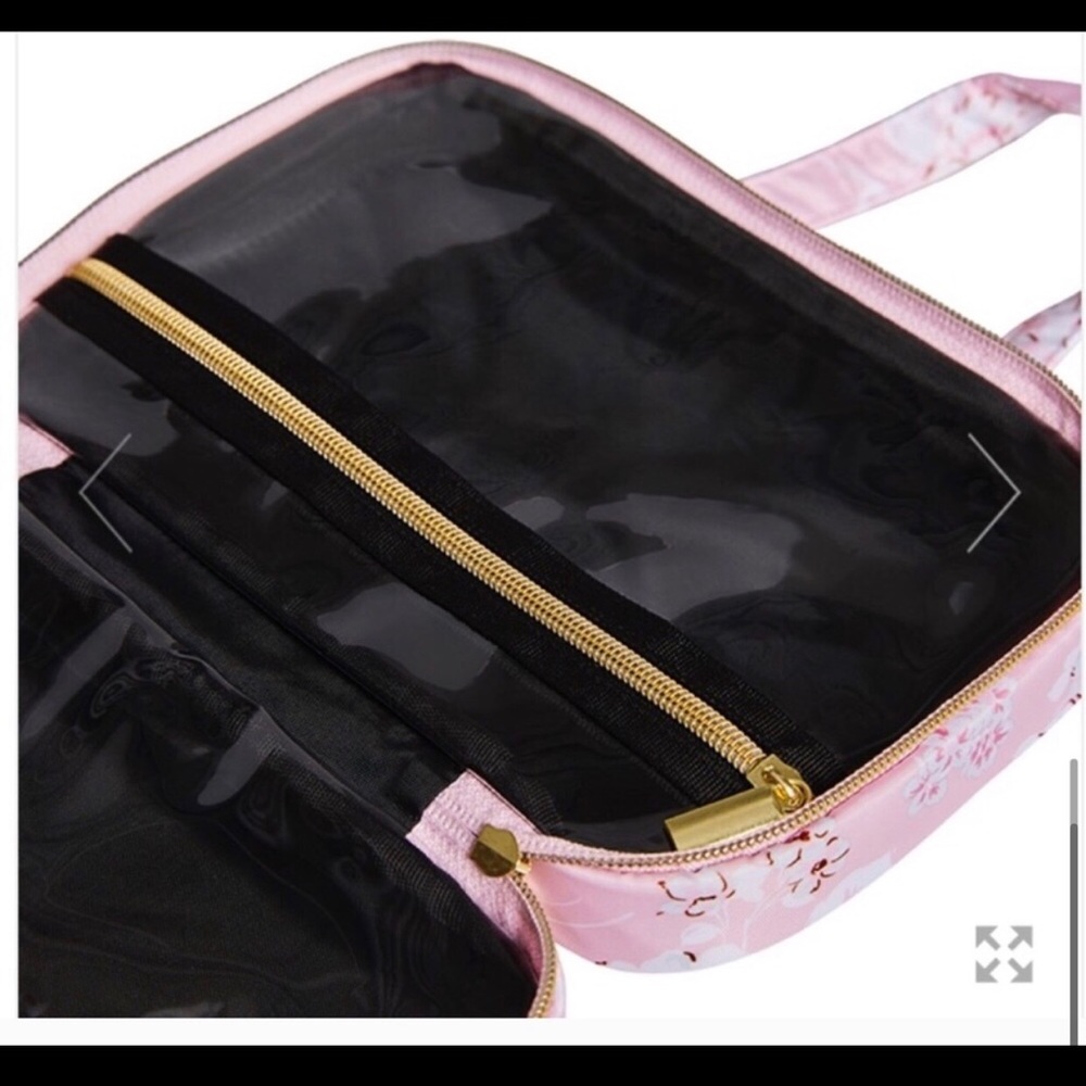 Brand New Yumi Kim Hanging Train/ Travel Case - Picture 5 of 7